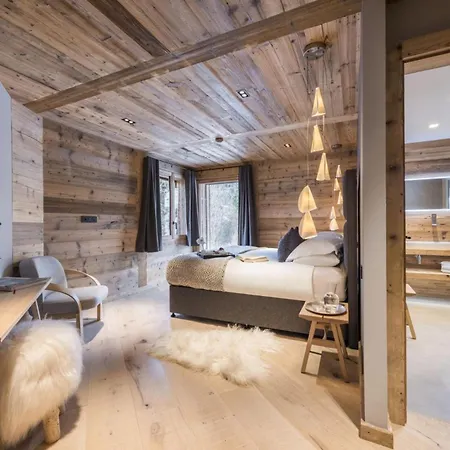 בקתה Majestic Alpine Escape: Chalet